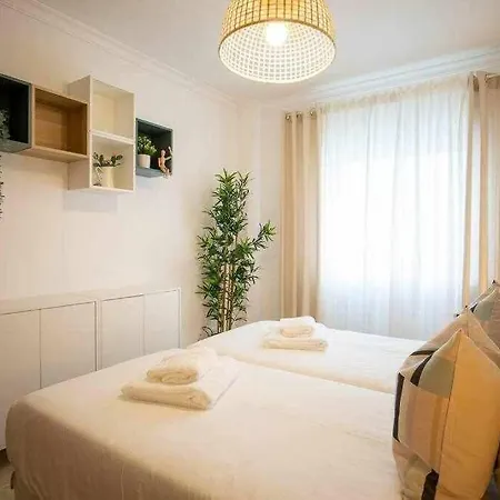 Modern 3Br Apt W/ Lg Terrace, Bbq, Ac & Parking Tavira Exterior photo