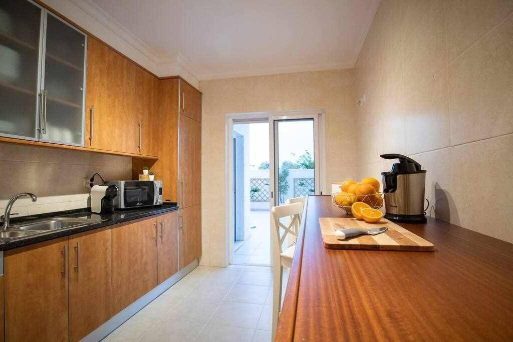 Apartment Modern 3br W/ Lg Terrace, Bbq, Ac & Parking *